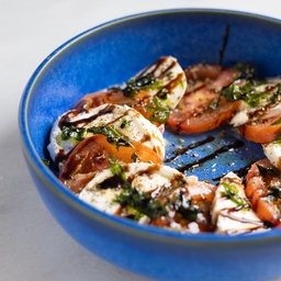 CAPRESE SALAD (480CAL) سلطة كابريس