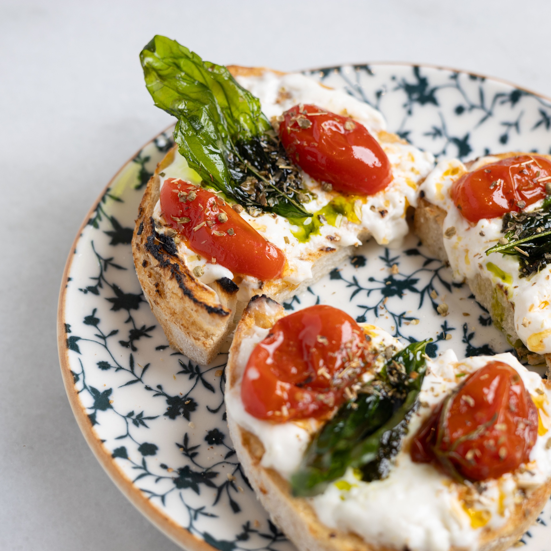 Bruschetta Italiana (330CAL) برويكستا